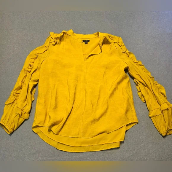Ann Taylor Mustard Ruffle Sleeve Blouse EUC SP PTP 20 - EUC - Picture 2 of 5